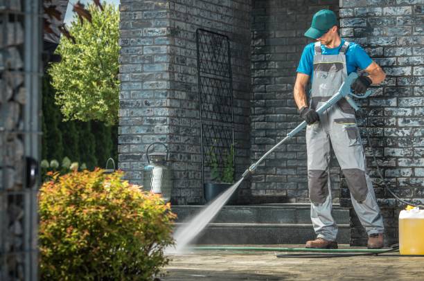 Best Pool Deck Cleaning  in Englishtown, NJ
